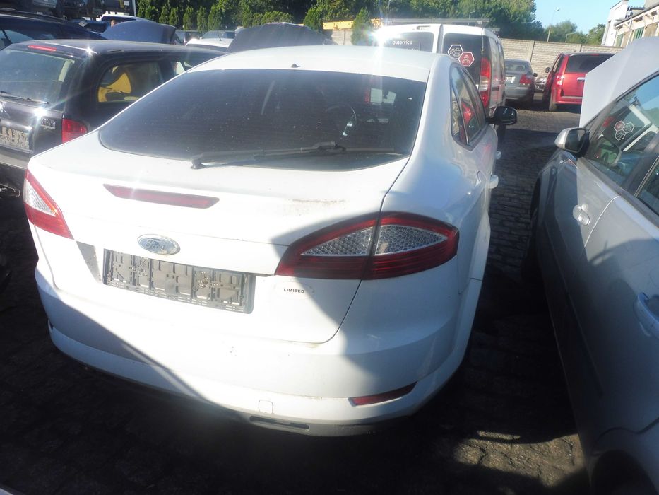 Ford Mondeo mk4 na części maska drzwi klapa błotnik lusterko zderzak