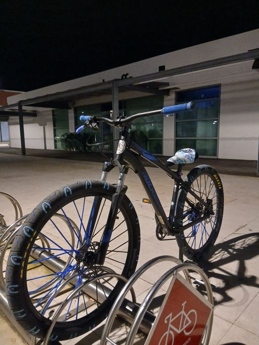 Btt aro 27.5 para grau em bom estado so precisa de pedaleira nova