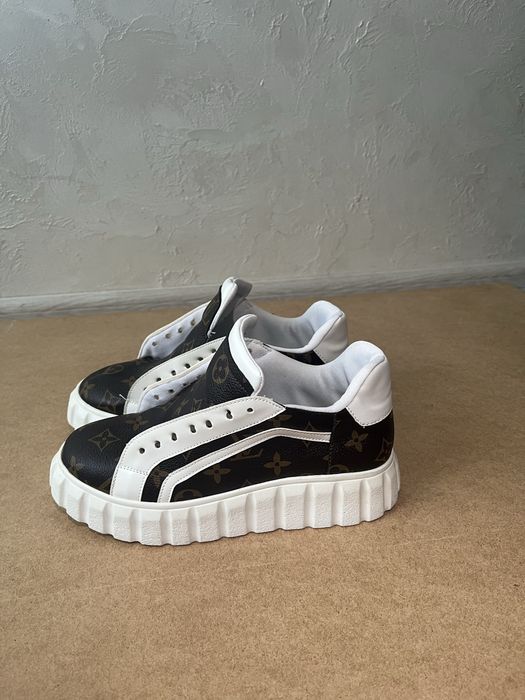 Кросівки жіночі Louis Vuitton style