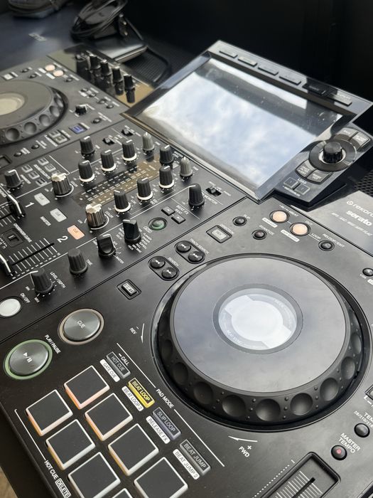 Pioneer XDJ-RX3 Controlador all in one + mala de transporte