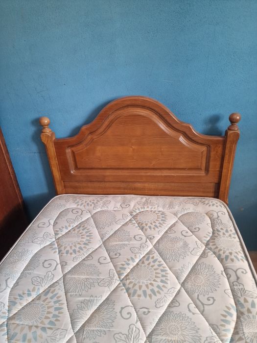 Cama de solteiro + colchão