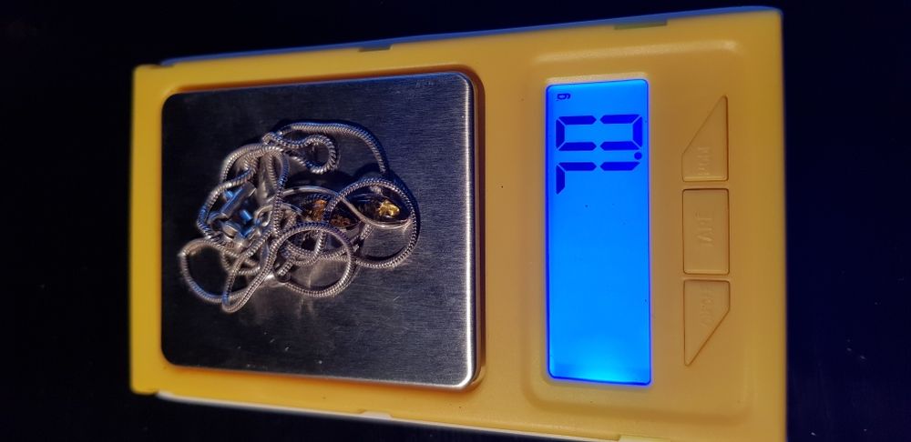 Łańcuszek z zawieszką z bursztynami srebro 925