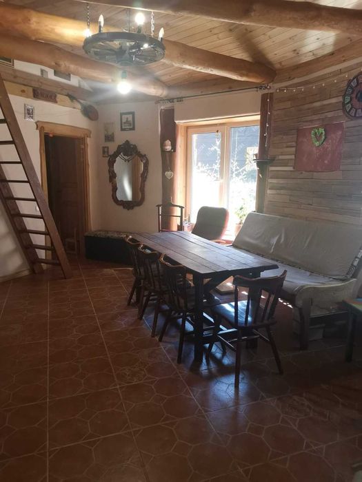Продається велика ділянка в лісі з недобудованим будинком