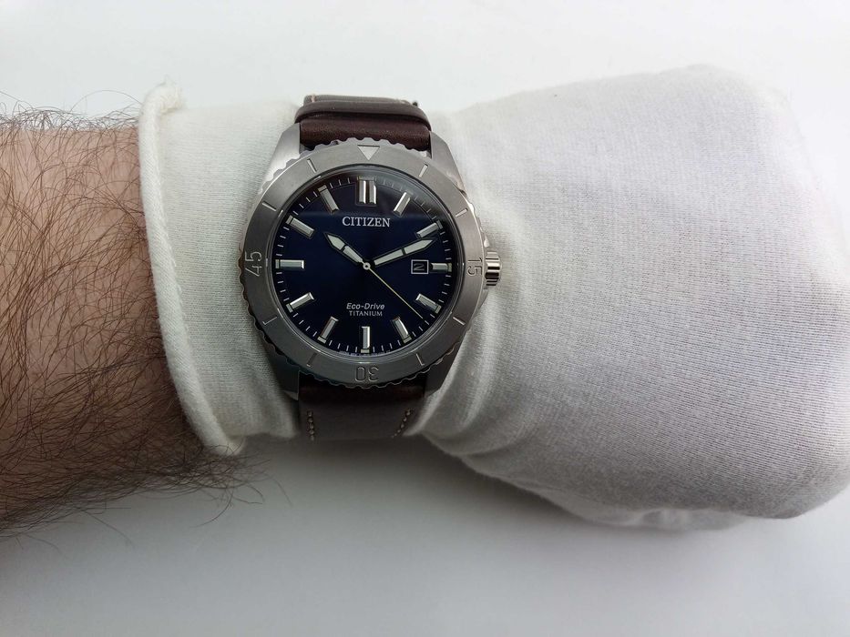 Титановые мужские часы Citizen Eco-Drive AW1840-09L, сапфировое стекло