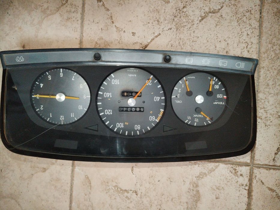 Farolins MERCEDES 300D 1982