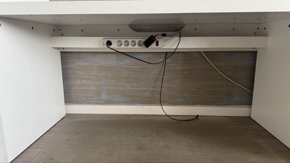 Secretaria Ikea Em Madeira