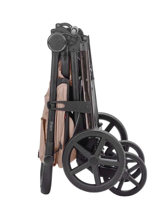 Прогулянкова коляска Carrello Bravo Plus