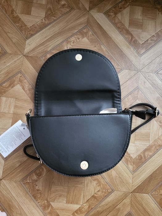 Nowa torebka kuferka damska