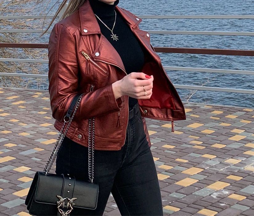 Шкіряна курточка