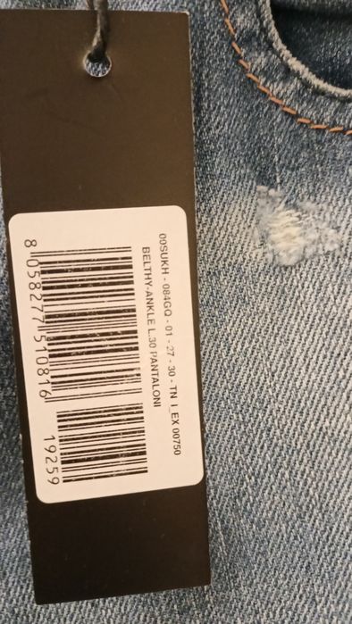 DIESEL nowe spodnie jeansowe r. W27 L30