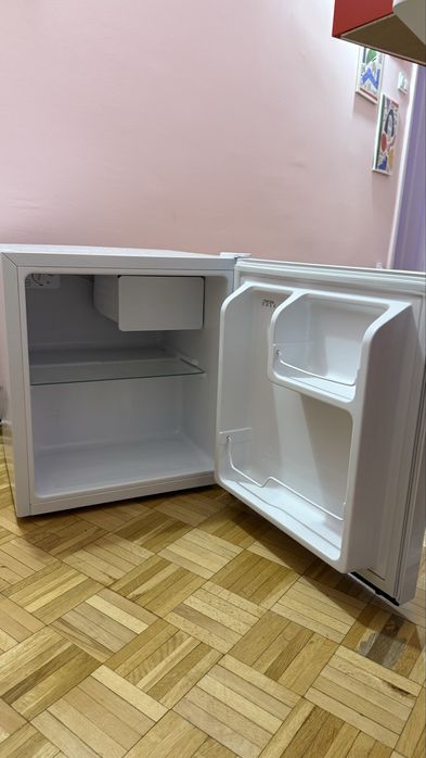 Lodówka tyrystyczna mała