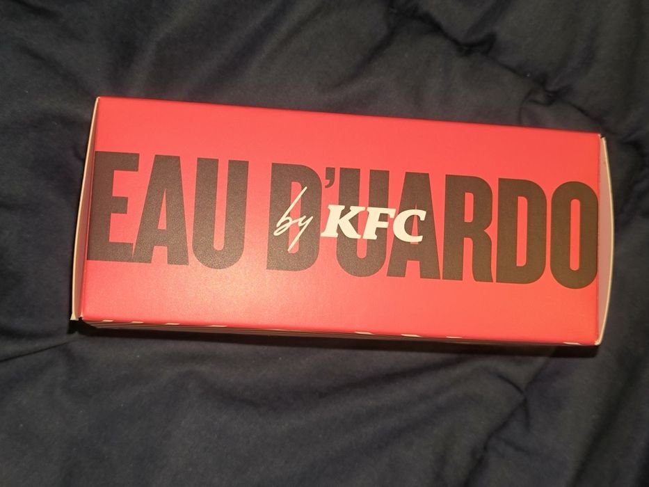 Fragrância KFC eau d'uardo edição limitada nova