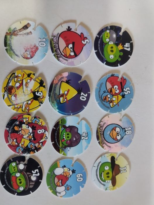 (I) Tazos de vários temas
