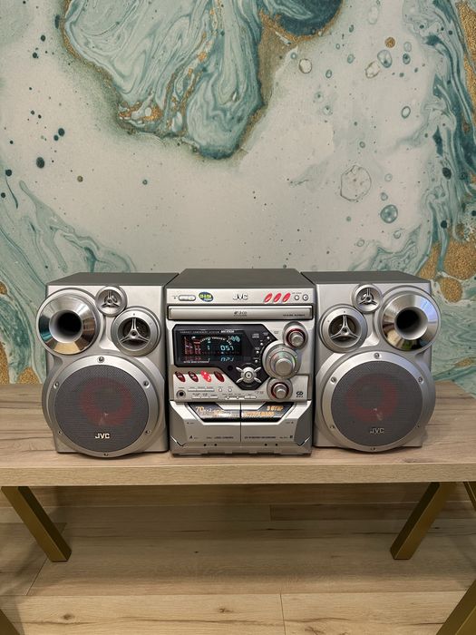 Продам музичний центр