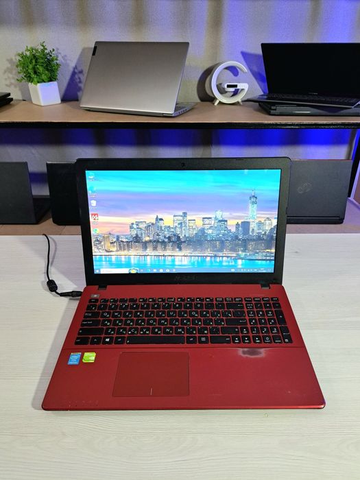 Ноутбук Asus/Pentium 2117U/4 Gb/SSD 128 Gb/Nvidia GeForce 720M 2 Gb