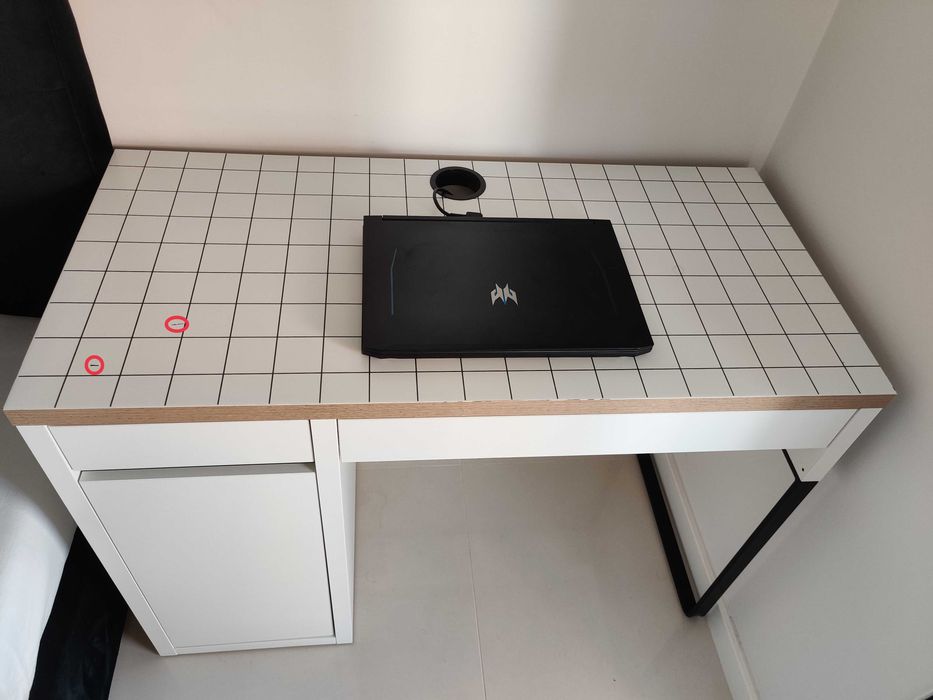 2 secretárias -90€ o par ou 50€ cada