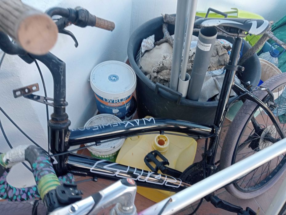 Bicicletas para reparação ou peças