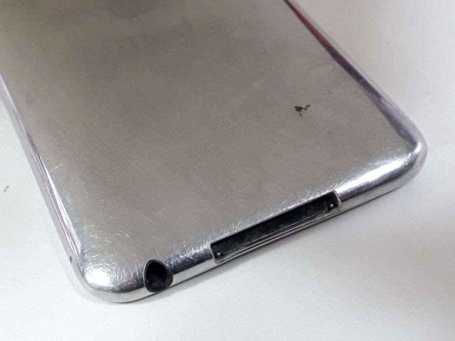 Apple iPod А1288,  A1238 "8gb"