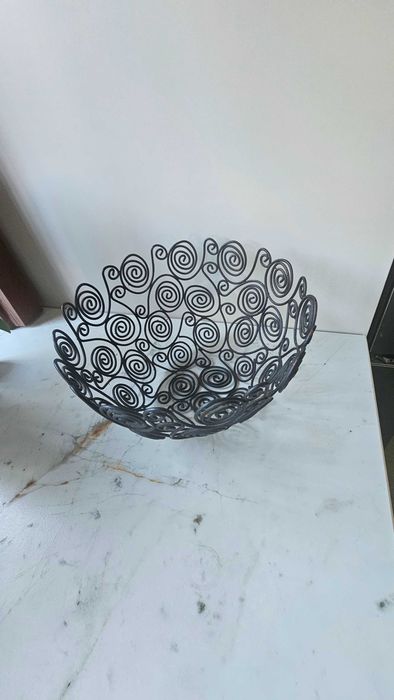 Fruteira de metal