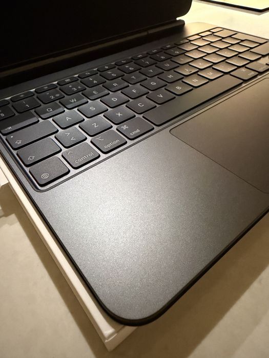iPad Magic Keyboard 13 para iPad Pro ultima geração 13 polegadas
