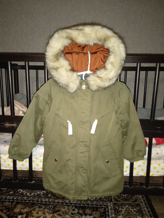 Куртка zara на дівчинку 98-104