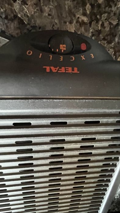 Grelhador elétrico Tefal Excelio com regulação de temperatura