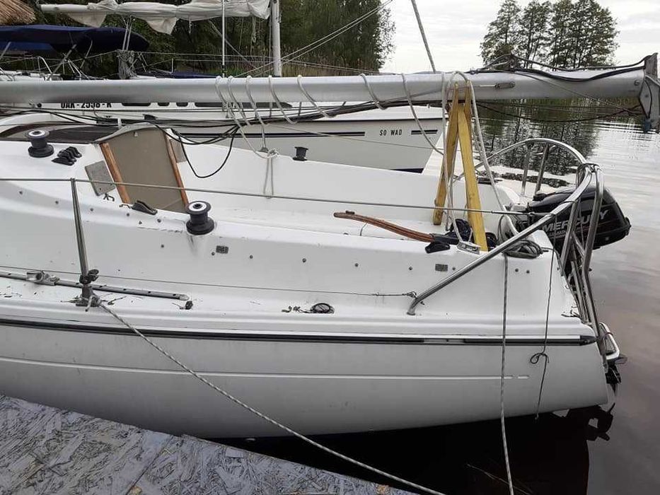 Вітрильна яхта Dechler Sprinta 70