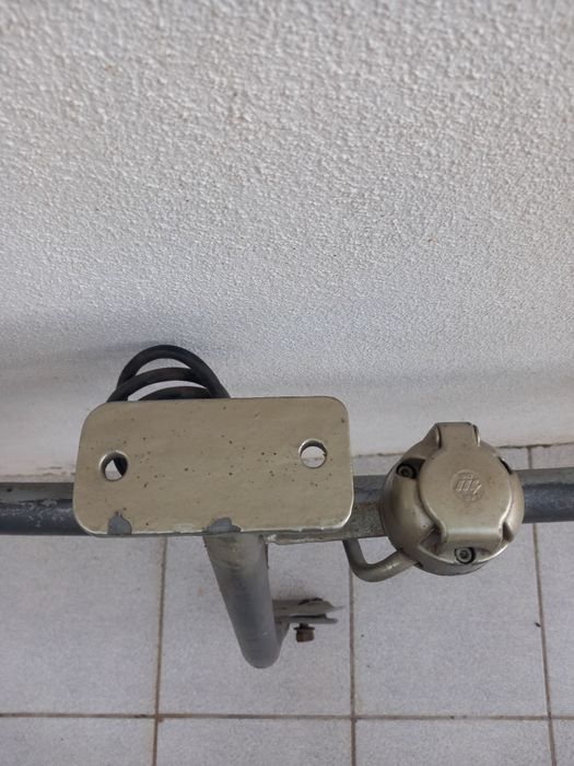 Apoio de braço traseiro/Puxe de Reboque Astra F