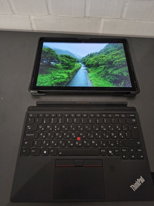 Lenovo Thinkpad x12 detachable gen 2 32gb ddr5 i5 ultra 134u