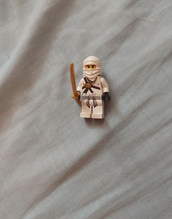 LEGO Ninjago Zane - The Golden Weapons njo001