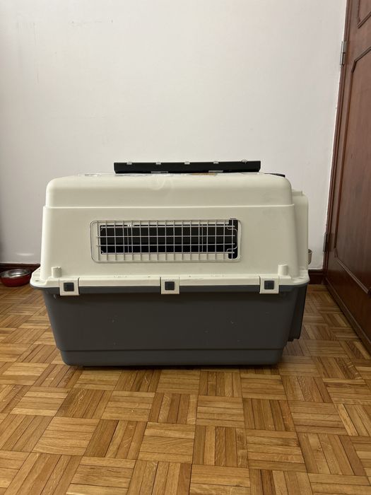 Caixa de transporte nova