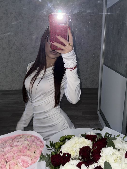 Сукня вечірня, біла, довга