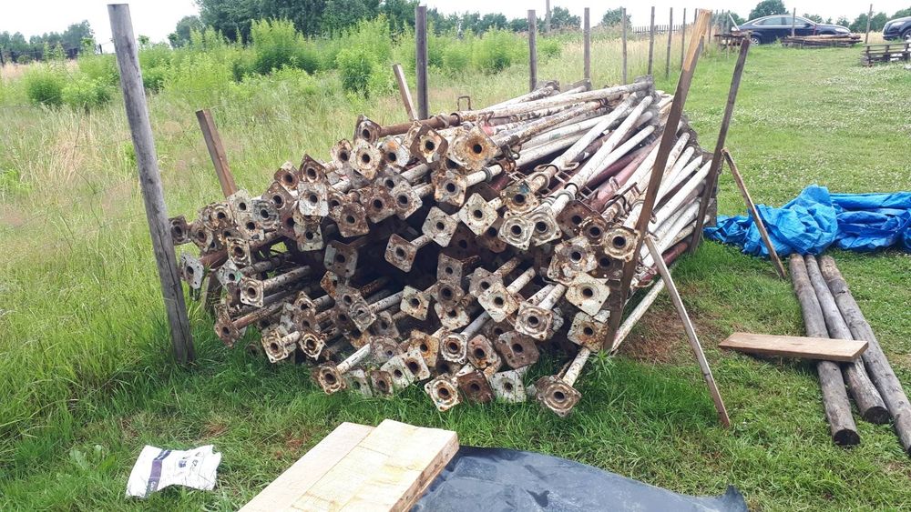 Stojak stojaki stemple metalowe budowlane budowa