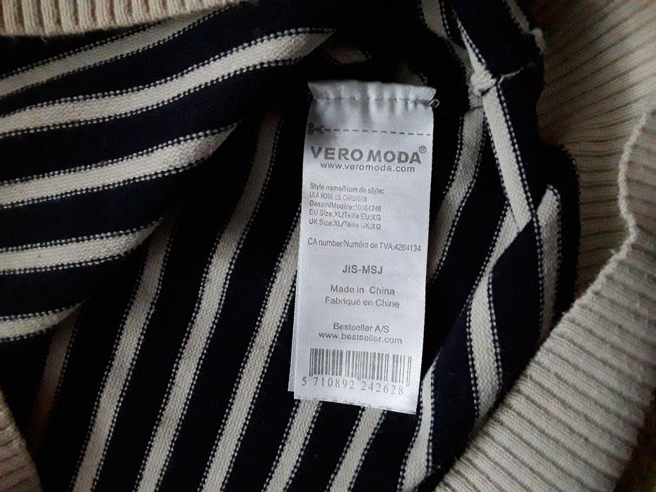 Modny sweterek w paski Vero Moda XL
