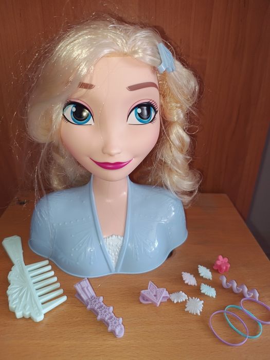 ELSA głowa do stylizacji