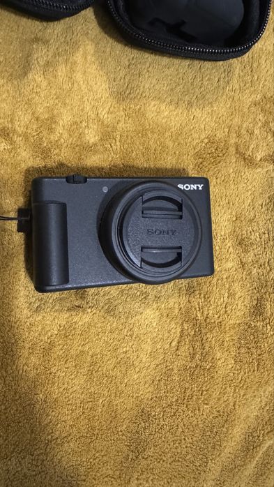 Sony ZV-1F como nova + acessórios