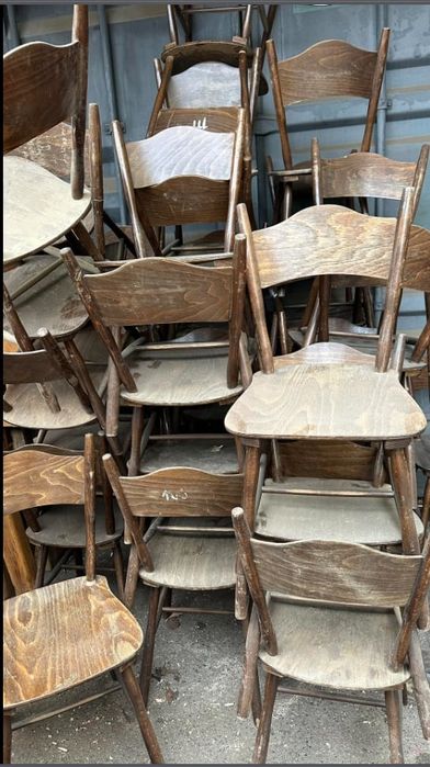 Patyczaki krzesła PRL 100zl sztuka