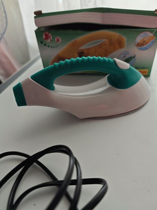 Праска (утюг) дорожня