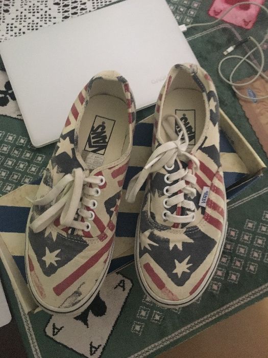 Sapatilhas Vans EUA