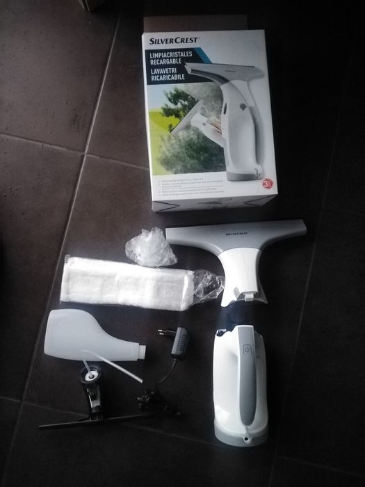 Aspirador de janelas com bateria