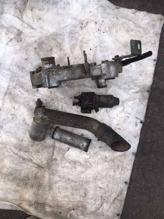 Водяние патрубки ЯМЗ 642.