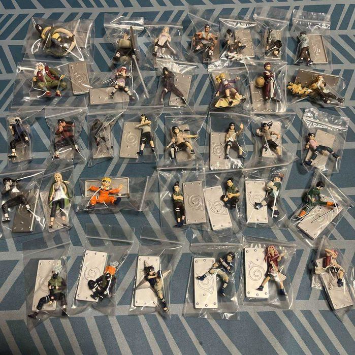 Bandai Naruto Shippuden NInja  Ningyou Collection set of 32 figures