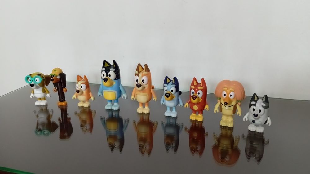 Bluey - Bluey, Família e Amigos
