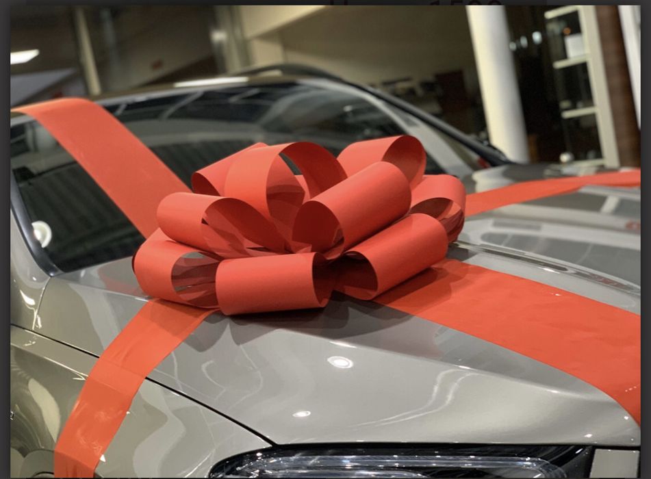 Бант на машину сучасний яскравий подарунок