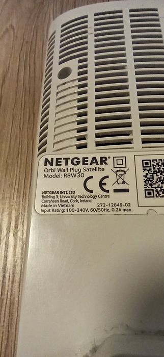 Router Netgear Orbi RBR-20+RBW-30