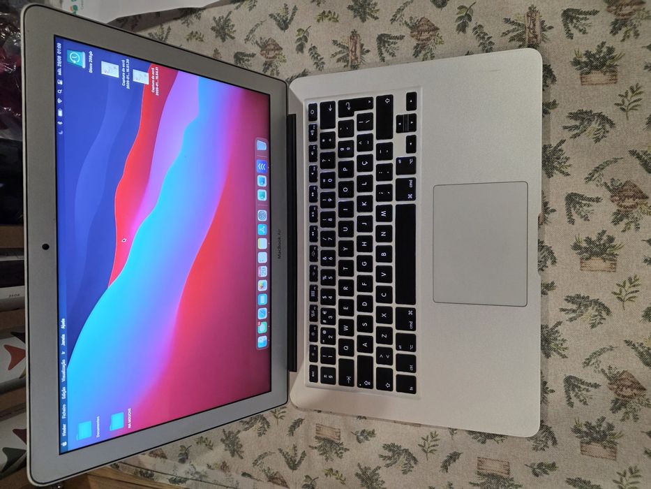 MacBook Air 13 polegadas com 8 GB de RAM