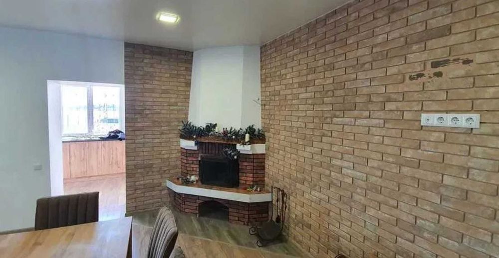 Отличный  2х этажный Дом  Первая линия Красивый вид