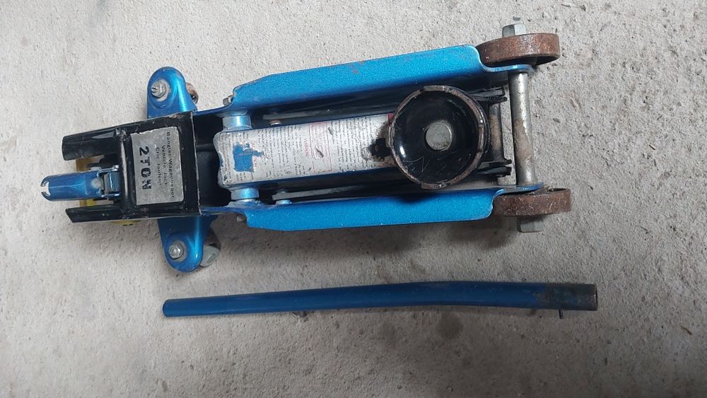 Podnośnik hydrauliczny