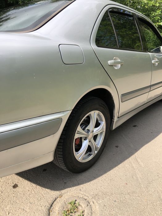 Продам Mercedes-Benz W210