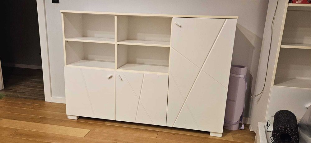 Użwany Regał niski Meblik